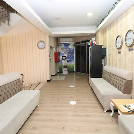 Pera Hotel 3*