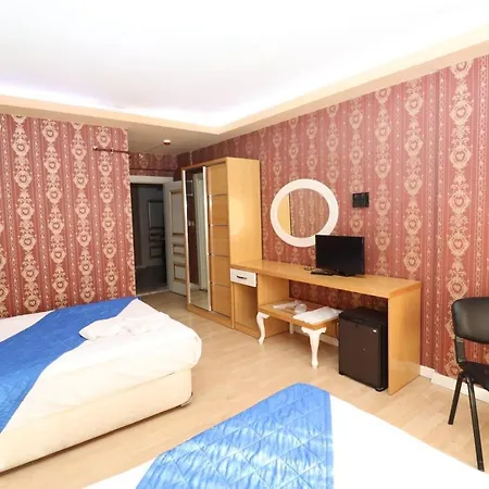 بيراسيتي 4*