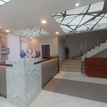 Pera Hotel 3*